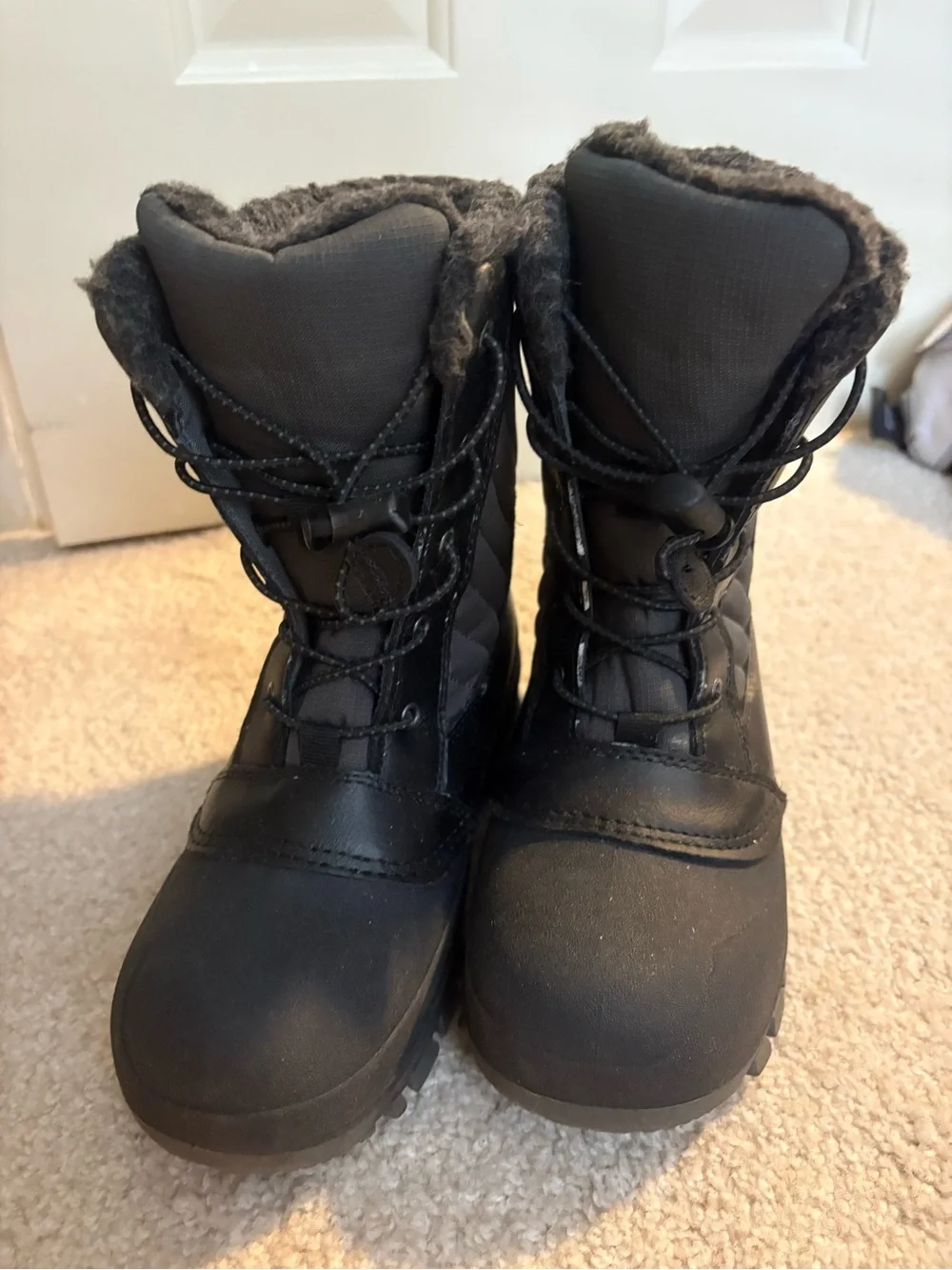 Kids Skylar winter boots all in motion size 3 VGUC
